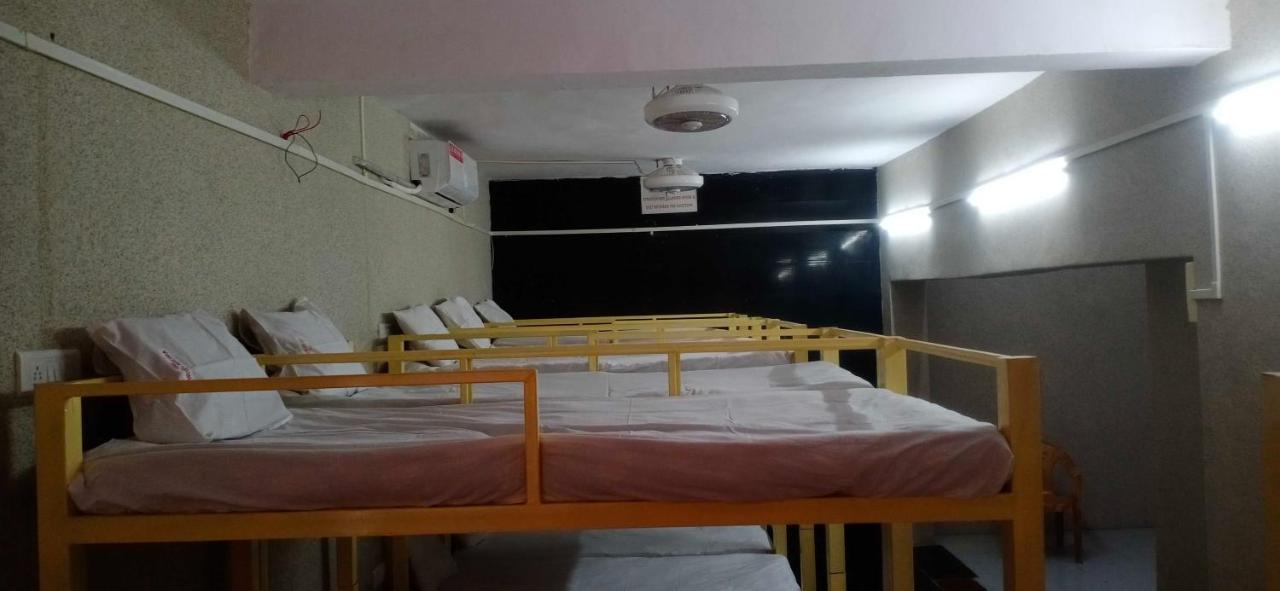 Hotel Mayura, Ankleshwar Exterior photo
